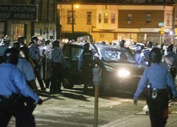 Rickia Young Black women Dragged From SUV, Beaten By Officers With young child In Back Seat Filing Suit