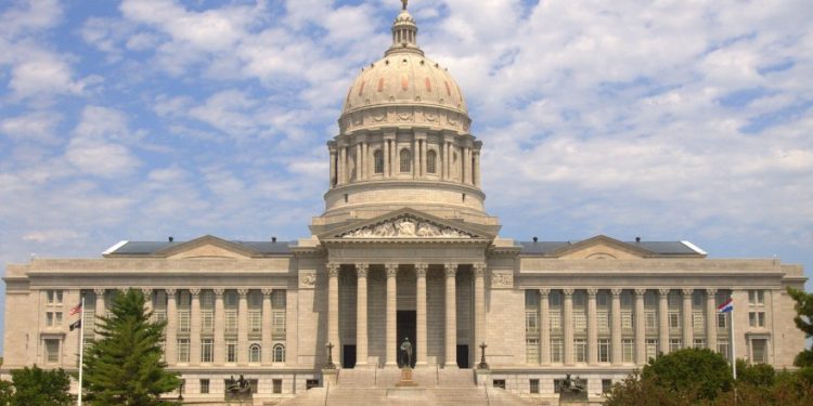 COVID-19 shuts down the Missouri House, after voting to not require masks
