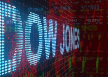 Dow rallies 600 points as the GameStop trading mania continues to reverse course: Buffet Success