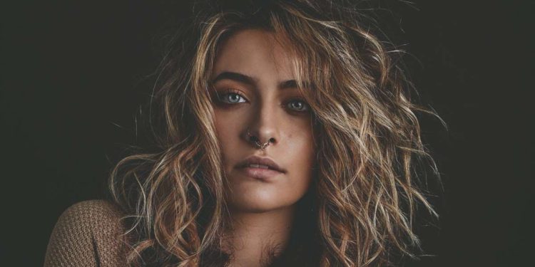 Paris Jackson – Eyelids ft. Andy Hull (Official Music Video): She is the Real Deal, her music is real.