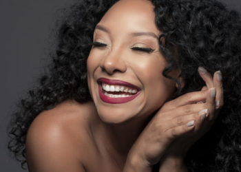 Shelea is a musical Goddess  and most people don’t know her name. Released a new song Grace