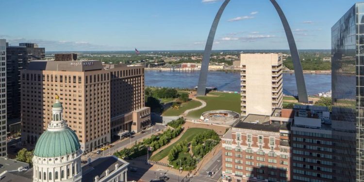 St. Louis to settle for $5 million with Black officer assaulted during protest