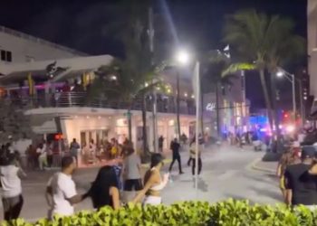 MIAMI BEACH POLICE USE SWAT TACTICS AGAINST SPRING BREAKERS