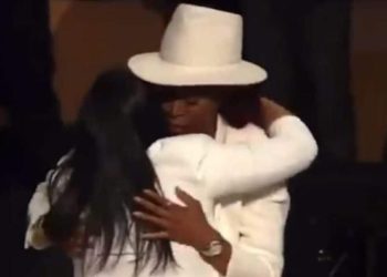 Tashera Simmons and Desiree Lindstrom Share Touching Moment During DMX Memorial