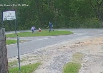 Girl Fights Off Attempted Kidnapper in Florida: New York Subway Stabbing