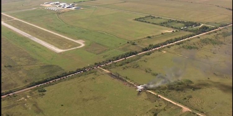 BREAKING: A plane has crashed near an airport in Waller County