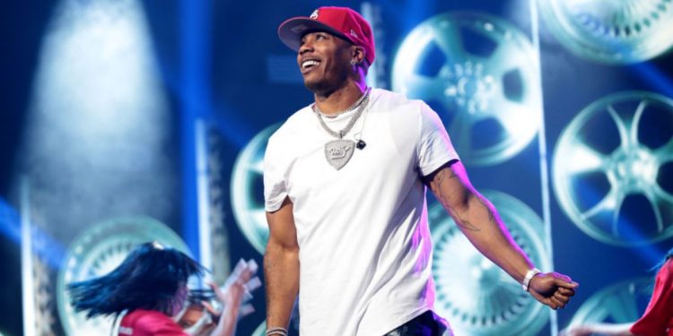 Nelly Reps His Midwestern Roots As He Accepts BET’s I Am Hip Hop Award | Hip Hop Awards ‘21 and my  Tiorah connection. They were the first group to open for  Nelly