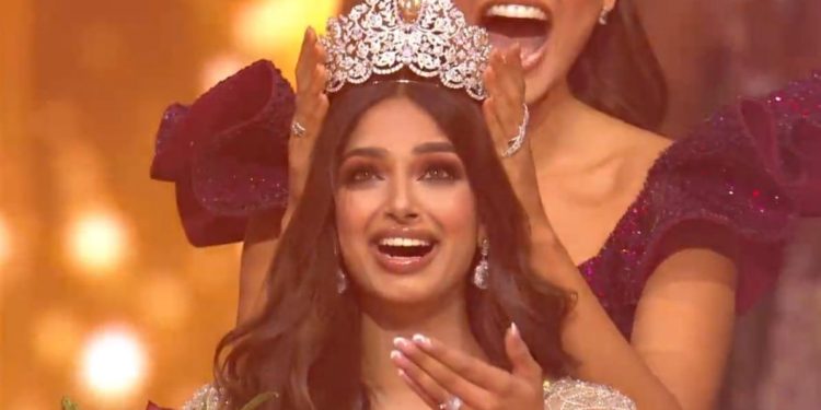 India’s Harnaaz Sandhu Wins Crown at Miss Universe 2021