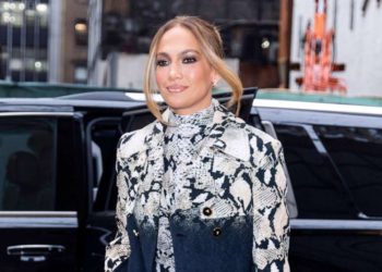 Jennifer Lopez Stars in New Romance Comedy ‘Marry Me’