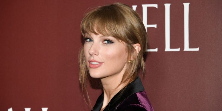 Taylor Swift Releases Limited-edition Vinyl for Record Store Day 2022