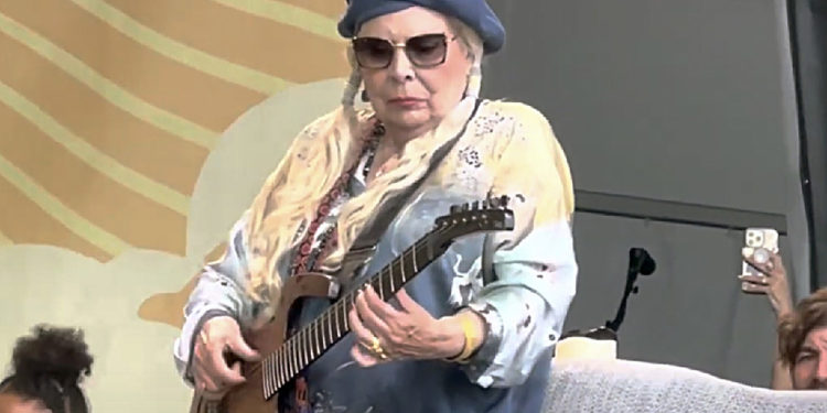 Joni Mitchell Performs at Newport Folk Festival