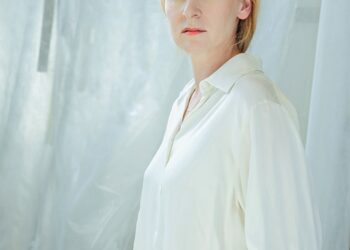 Alicja Kwade’s latest work, on show in Hong Kong, looks behind prison bars where time is torture – The Art Newspaper