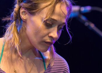 Listen to Fiona Apple’s New Cover of Neil Young’s “Heart of Gold”