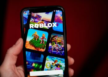 Roblox enables parents to block experiences and friends
