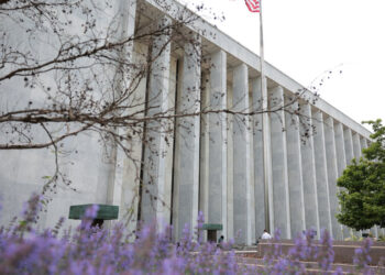 Trump Installs Top Justice Dept. Official at Library of Congress, Prompting a Standoff