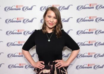 Bindi Irwin Shares Health Update After Appendix Surgery