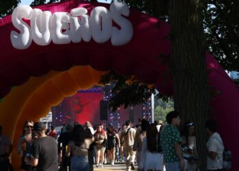 Sueños, fireworks and Memorial Day Parade