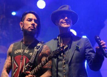 ‘No Chance’ Jane’s Addiction Play Together Again
