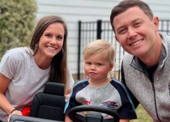 ‘American Idol’ Winner Scotty McCreery & Wife Gabi Expecting Baby #2!