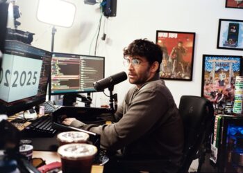 Twitch star Hasan Piker says he won’t change after O’Hare stop