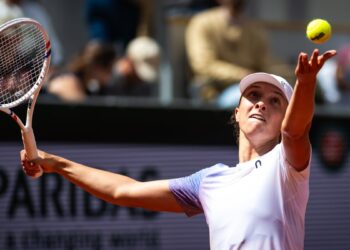 Sramkova vs. Swiatek 2025 livestream: Watch French Open for free