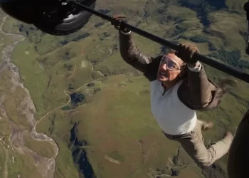 How Tom Cruise Saved Hollywood and Thousands of Jobs