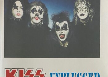Kiss – ‘Unplugged’ – Album Review (The Kiss Bootleg Series) – 2 Loud 2 Old Music