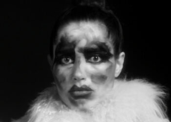 NEW VIDEO: Sarah Register – “does it hurt”