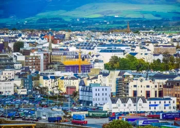 Isle of Man rejects visa for gaming executive over links to alleged criminal group