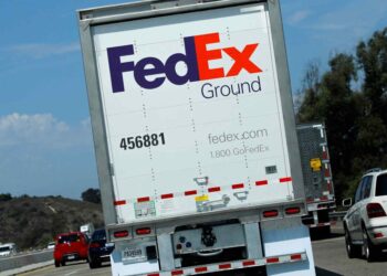 FedEx, Japan firms join mounting suits for refunds of Trump tariffs