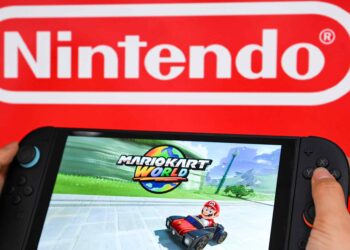 Nintendo shareholders to sell $1.9bn in stocks to unwind strategic holdings