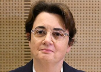 Louvre Museum director quits in wake of jewels heist in Paris : NPR