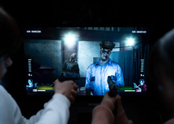 「BIOHAZARD RE:2」がベースのアーケード向けガンSTG，3月中旬よりロケテストを実施