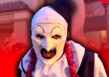 All 8 Haunted House Mazes Ranked