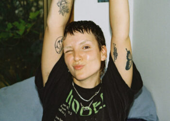 Molly Jane、’babytooth’を公開 | Niche Music