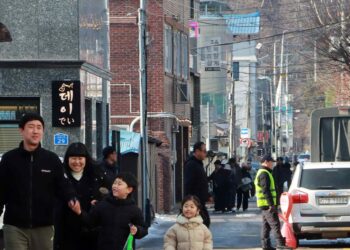 Local governments in South Korea and Taiwan spark birth rate revival