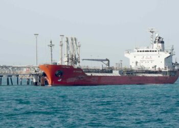 China oil shares swing ‘abnormally’ as Iran conflict roils market