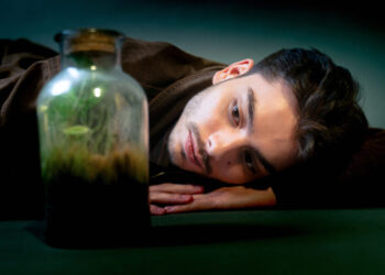 leo.、’never enough, never fair’のMVを公開 | Niche Music