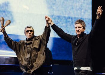 Oasis to feature on War Child ‘Help(2)’ album with live version of ‘Acquiesce’ recorded at Wembley Stadium