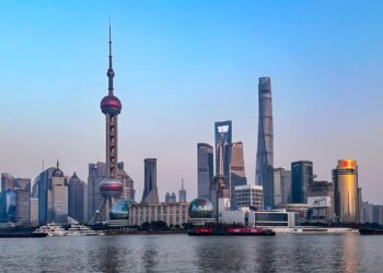 China adopts cautious 4.5–5% growth target as economic challenges deepen