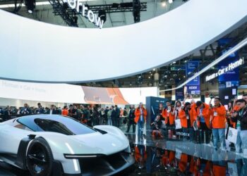 Xiaomi's humanoid robots start 'internship' at auto plant