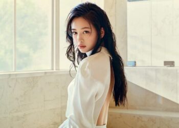 Yujin Reigns in LV for Bazaar HK 2026